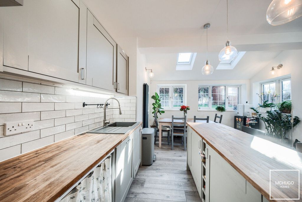 Property photo 3 of 12 20250117100609.Jpg