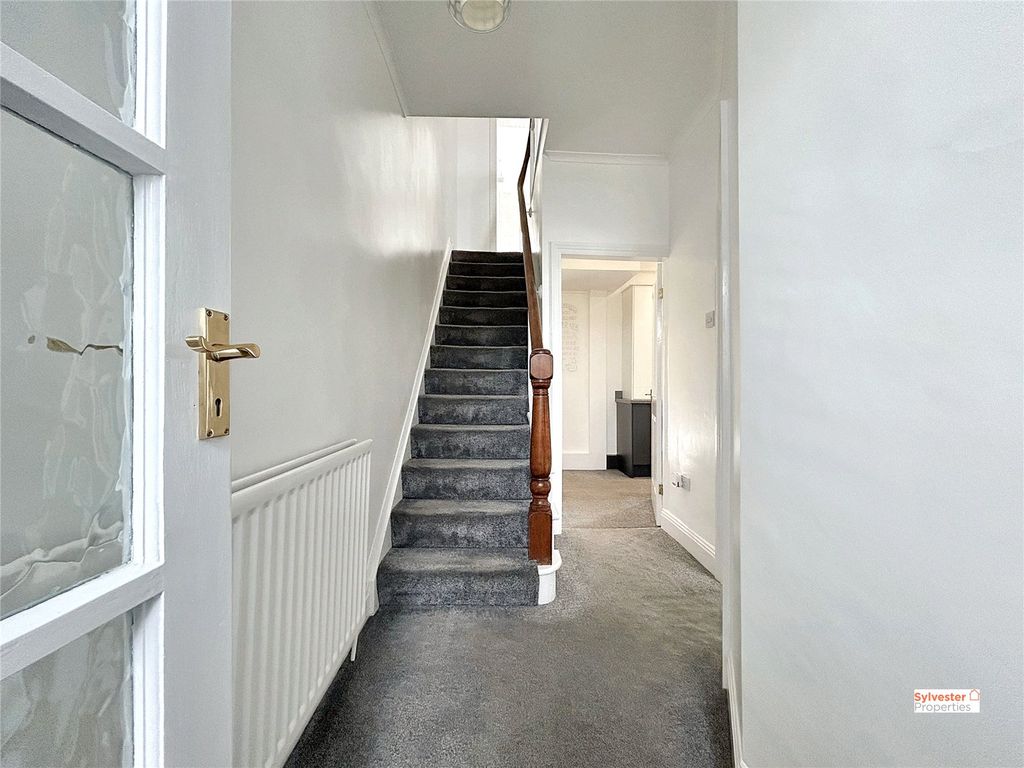 Property photo 3 of 25 Picture No. 09