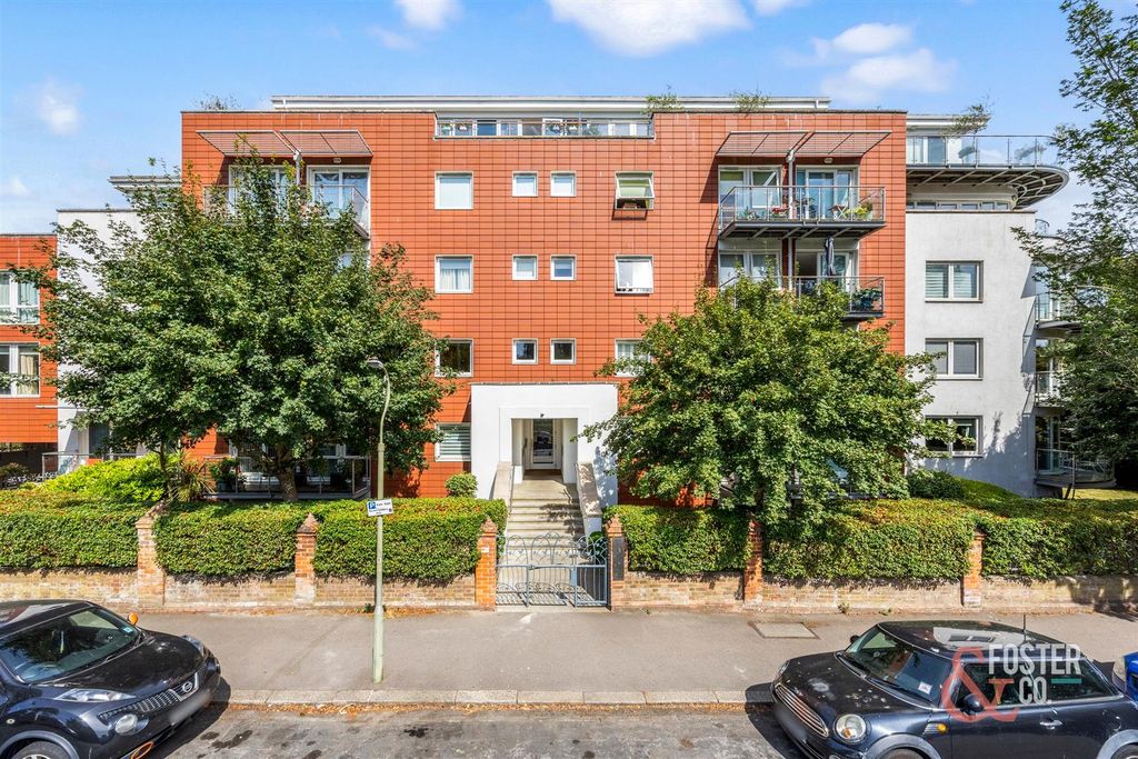Property photo 1 of 22 Preston Park Avenue, Preston Mansions, Apartment 1