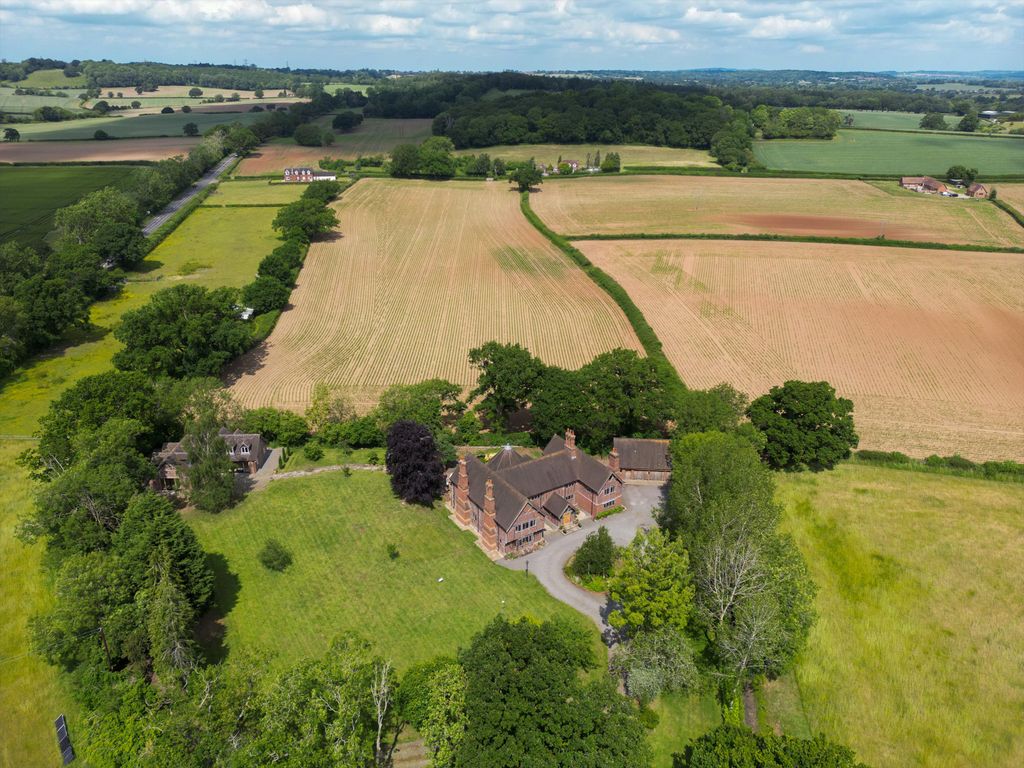 Property photo 3 of 31 Image