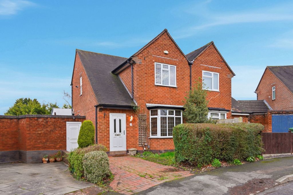 Property photo 1 of 16