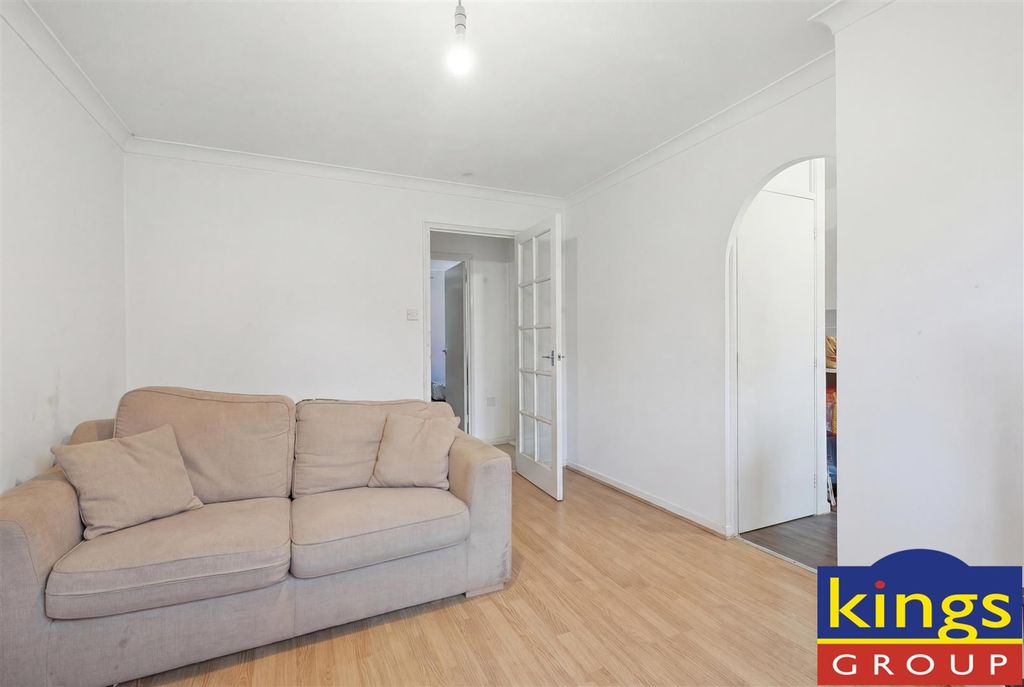 Property photo 2 of 8 006_Img_4502.Jpg