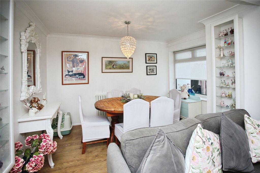 Property photo 3 of 25 Picture No. 15