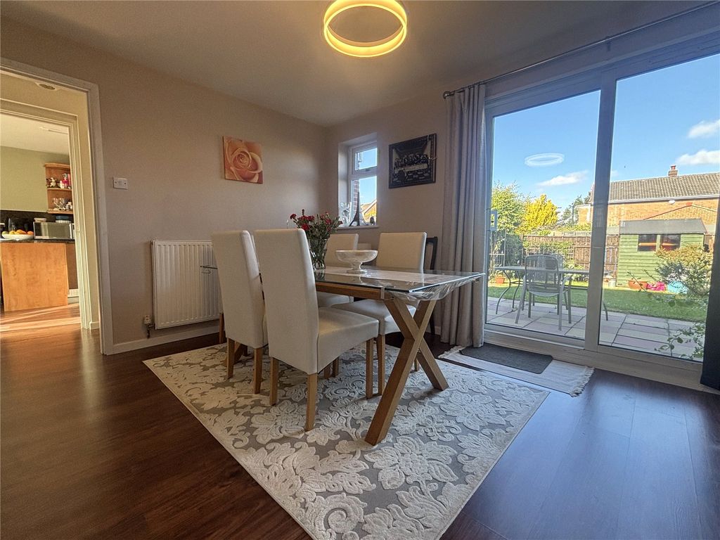 Property photo 3 of 14 Picture No. 06