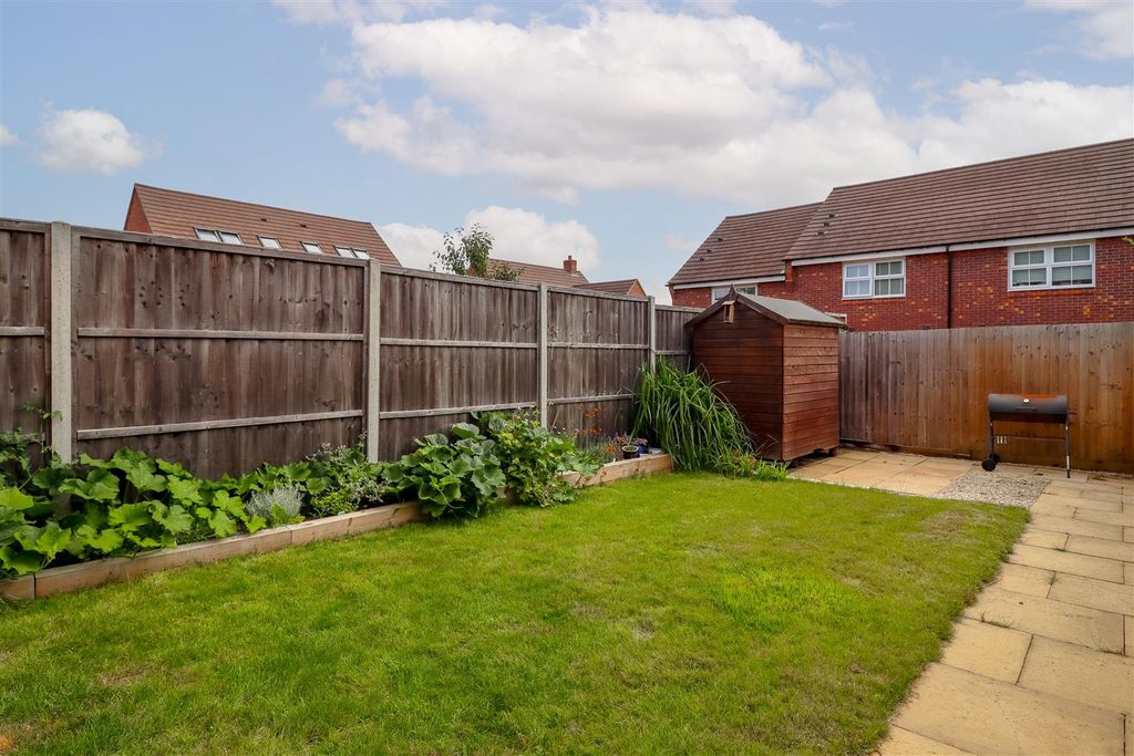 Property photo 3 of 17