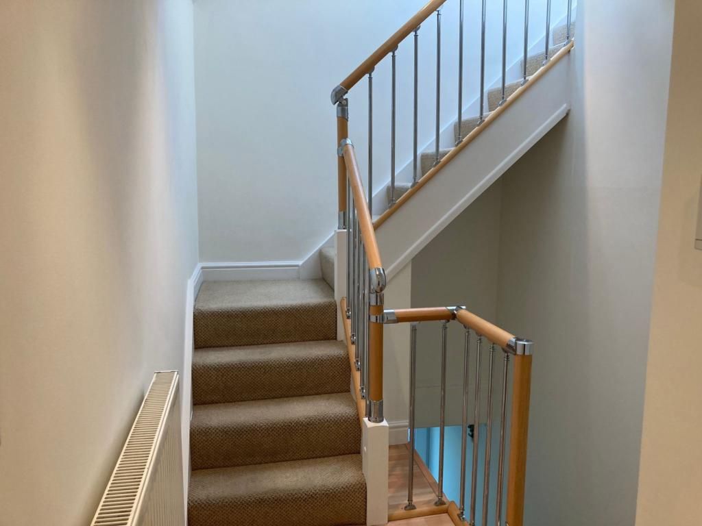 Property photo 2 of 11 Entrance Hall