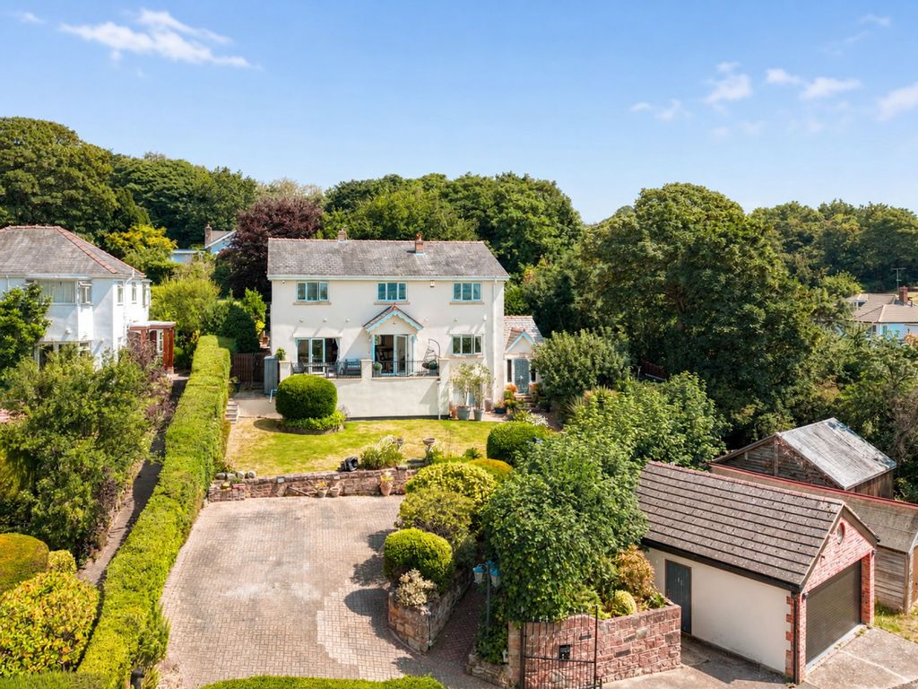 Property photo 1 of 52