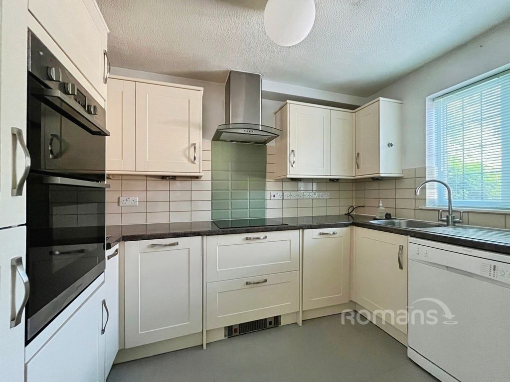 Property photo 3 of 10 Pbox-Img.Jpg