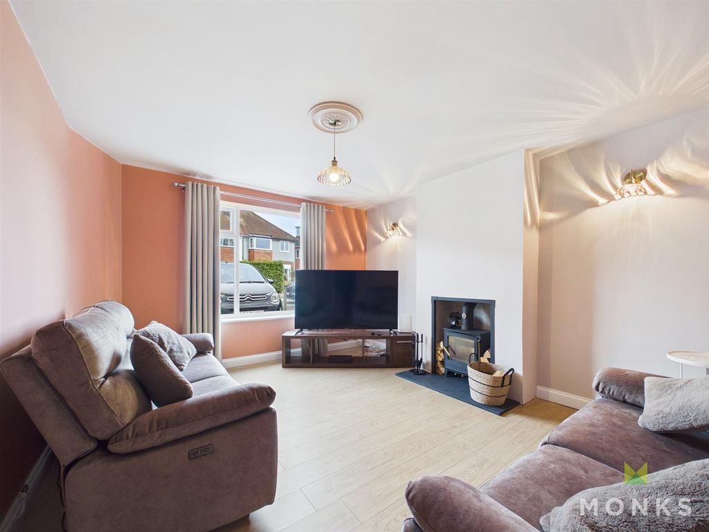 Property photo 2 of 18 Cam01520G0-Pr0361-Still007.Jpg