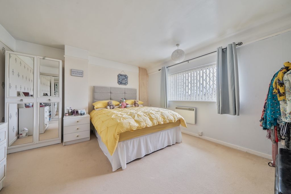 Property photo 3 of 10 1423035-8-69A80F6c88944