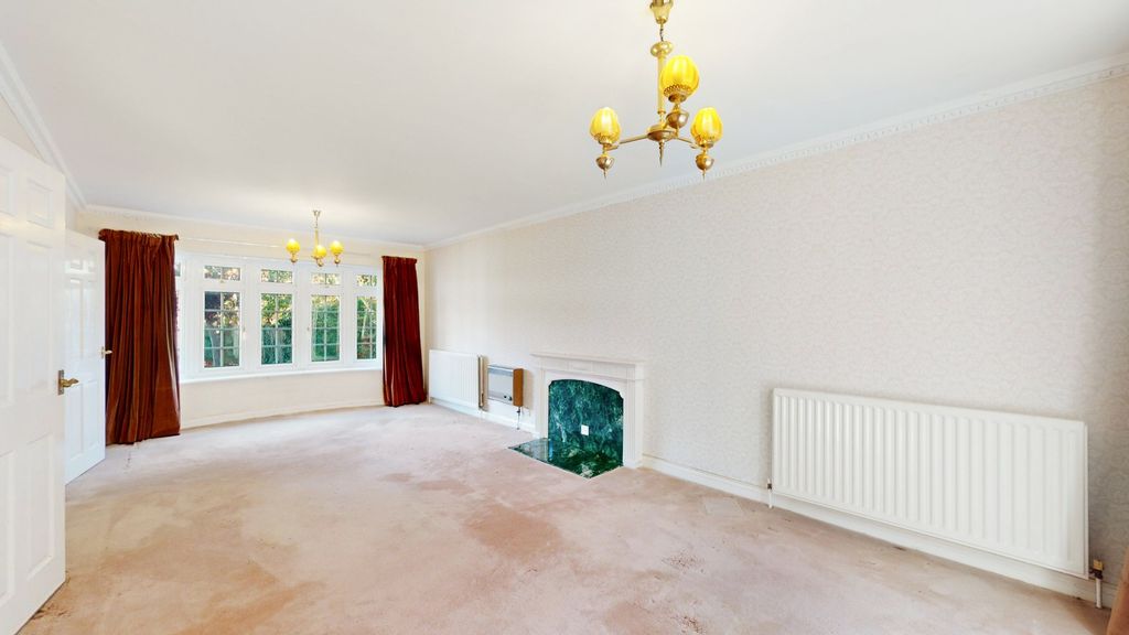 Property photo 3 of 17 4423405