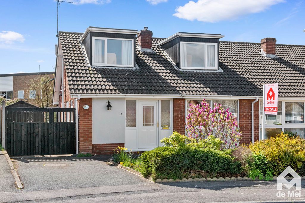 Property photo 1 of 13 Photo 13