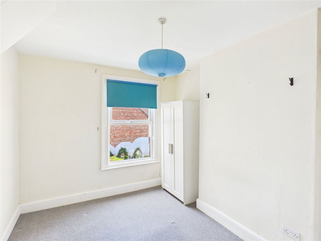 Property photo 3 of 6 Picture No. 01