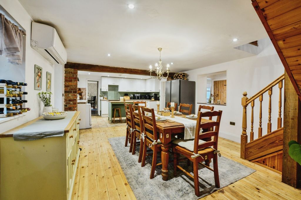 Property photo 1 of 22 Kitchen/Dining Room