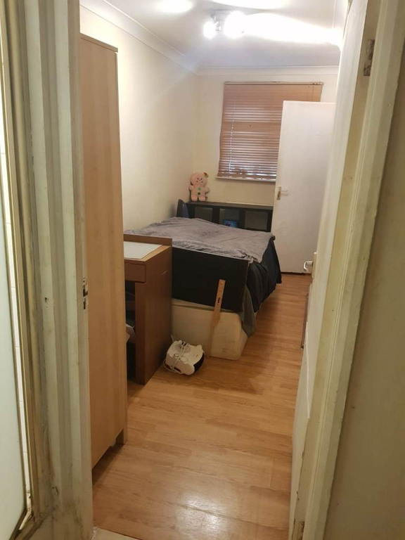 Property photo 1 of 5
