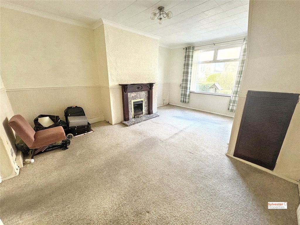 Property photo 3 of 16 Picture No. 17