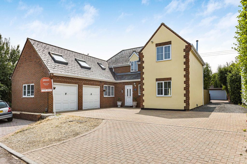 Property photo 3 of 31