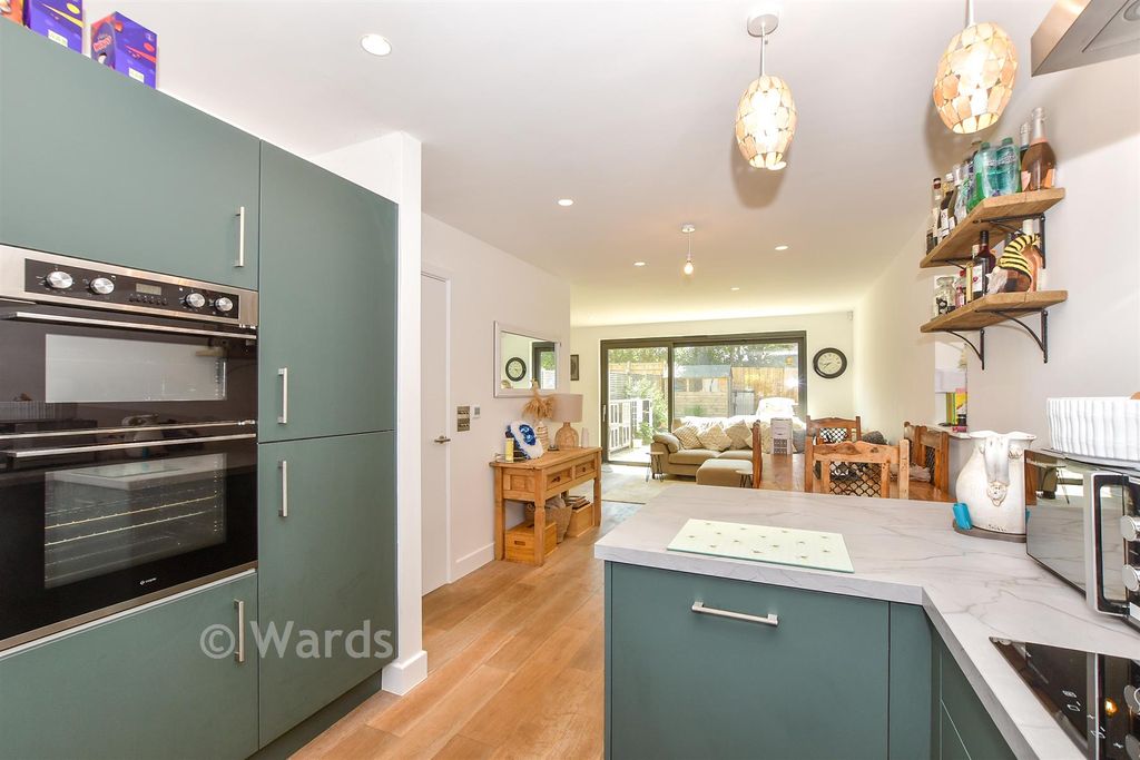 Property photo 3 of 15 Kitchen/Dining Area