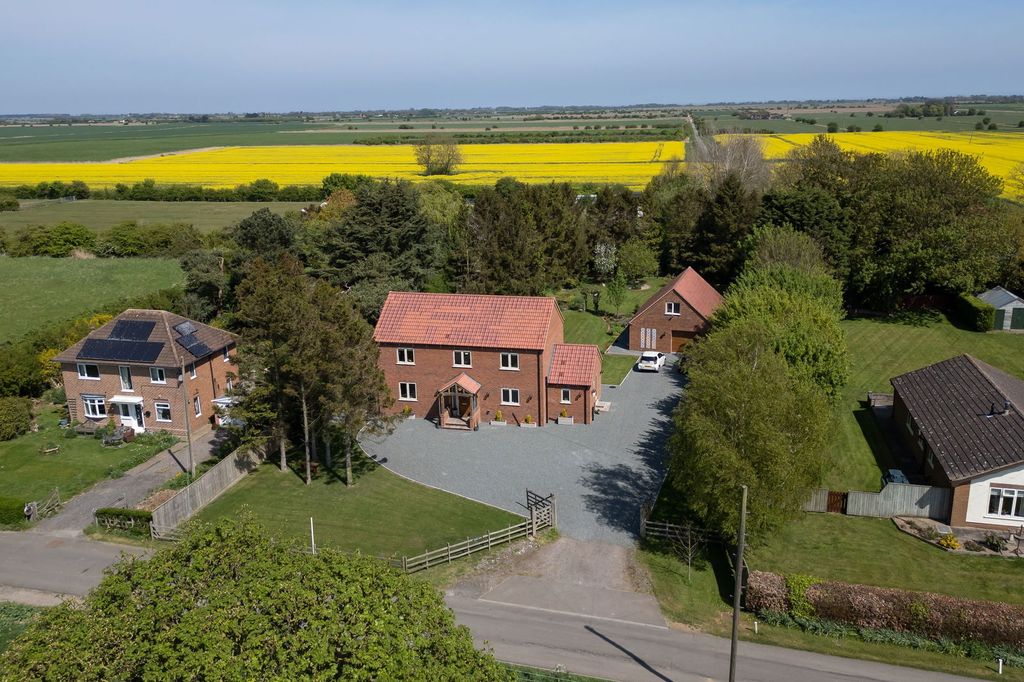 Property photo 1 of 45