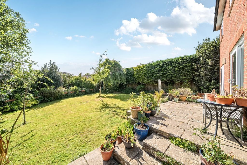 Property photo 3 of 18