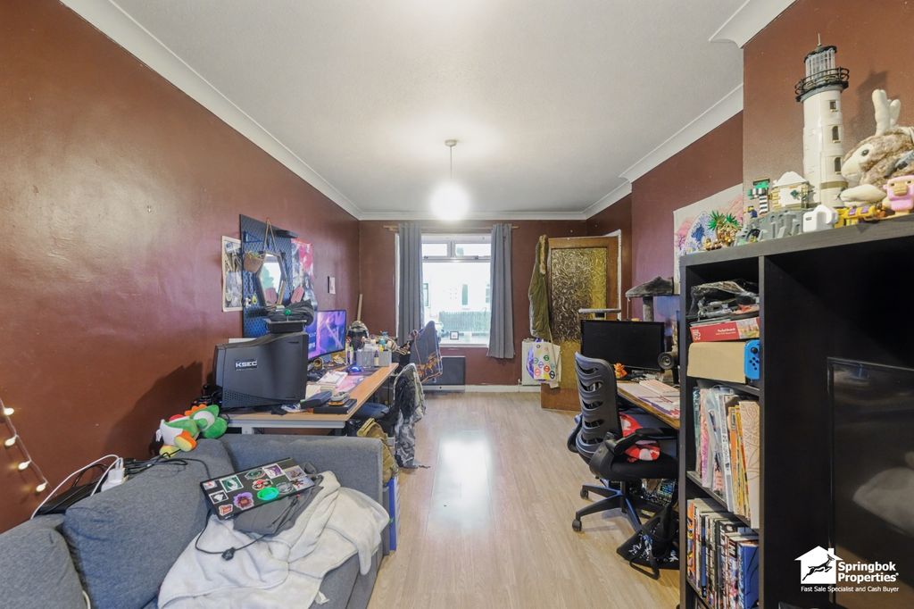 Property photo 3 of 12 Image 3