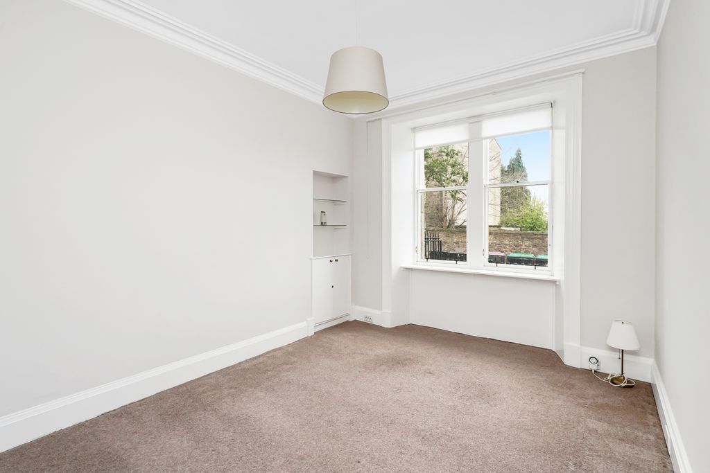 Property photo 3 of 16 Property Image 4
