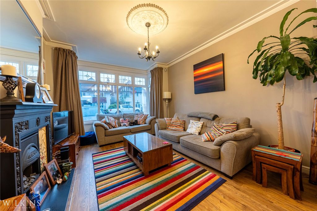 Property photo 3 of 32 Picture No. 50