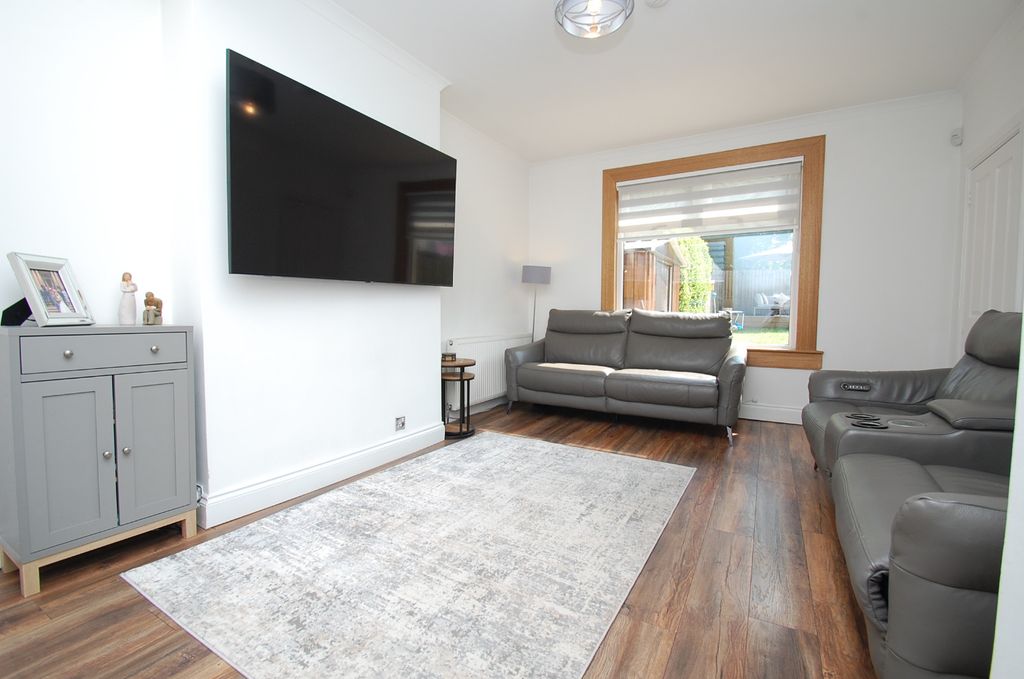 Property photo 3 of 21 5235953