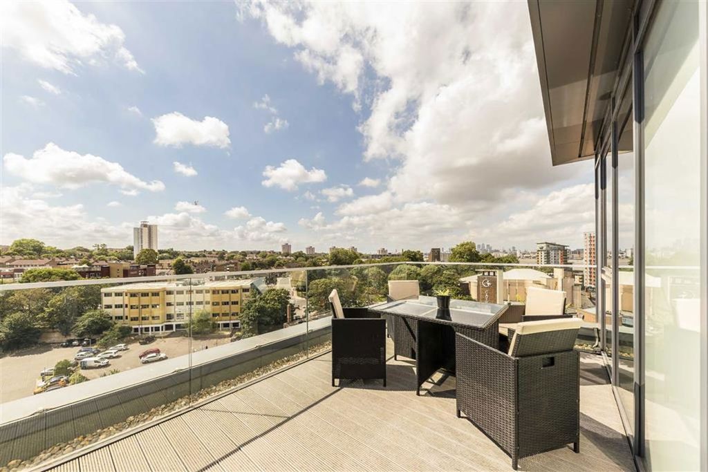 Property photo 2 of 10