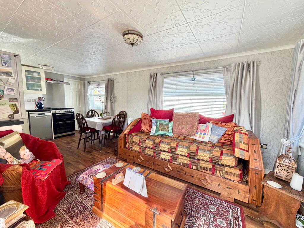 Property photo 2 of 8 Img_6554