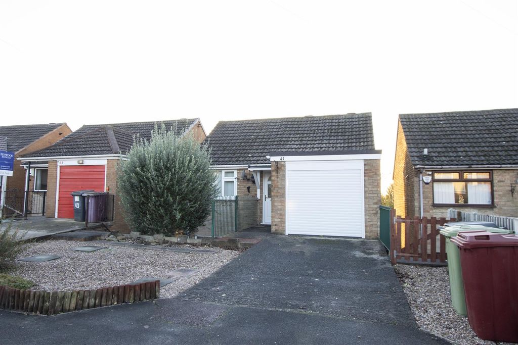 Property photo 1 of 20 Front