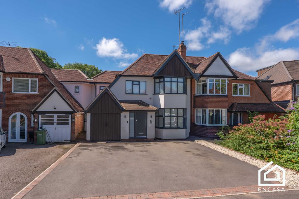 Property photo 1 of 31
