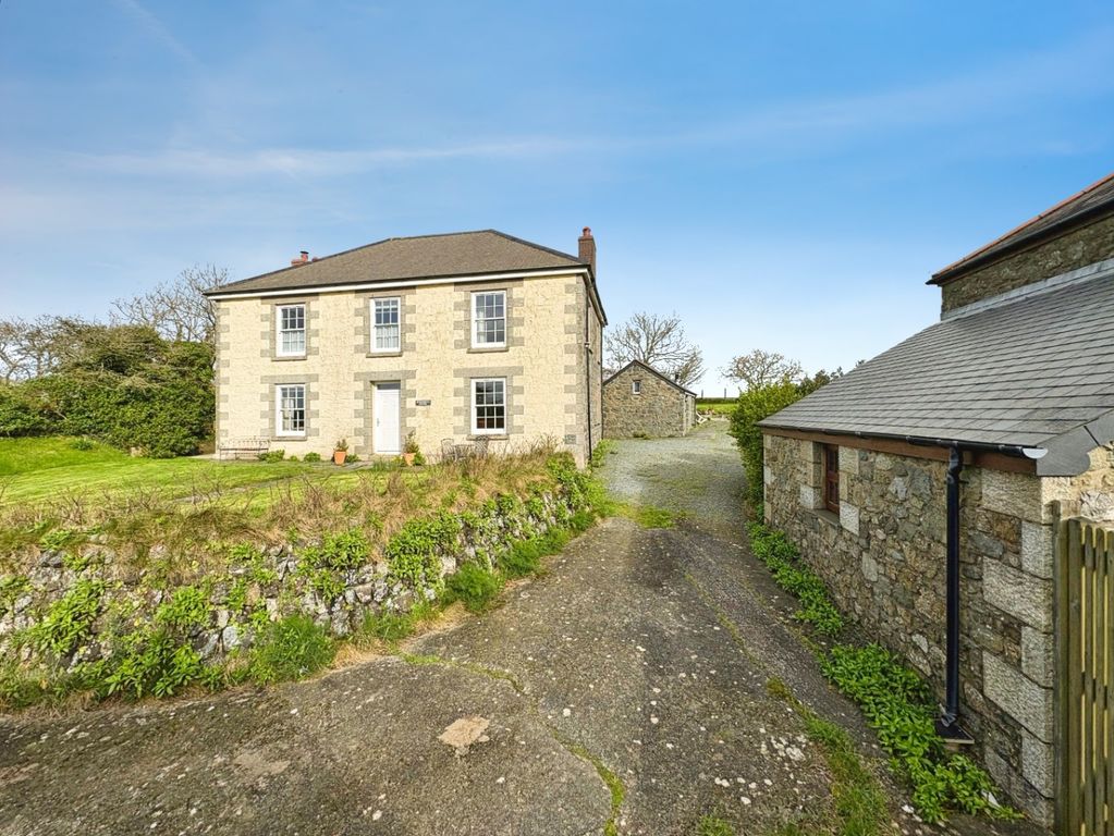 Property photo 1 of 37 4963980