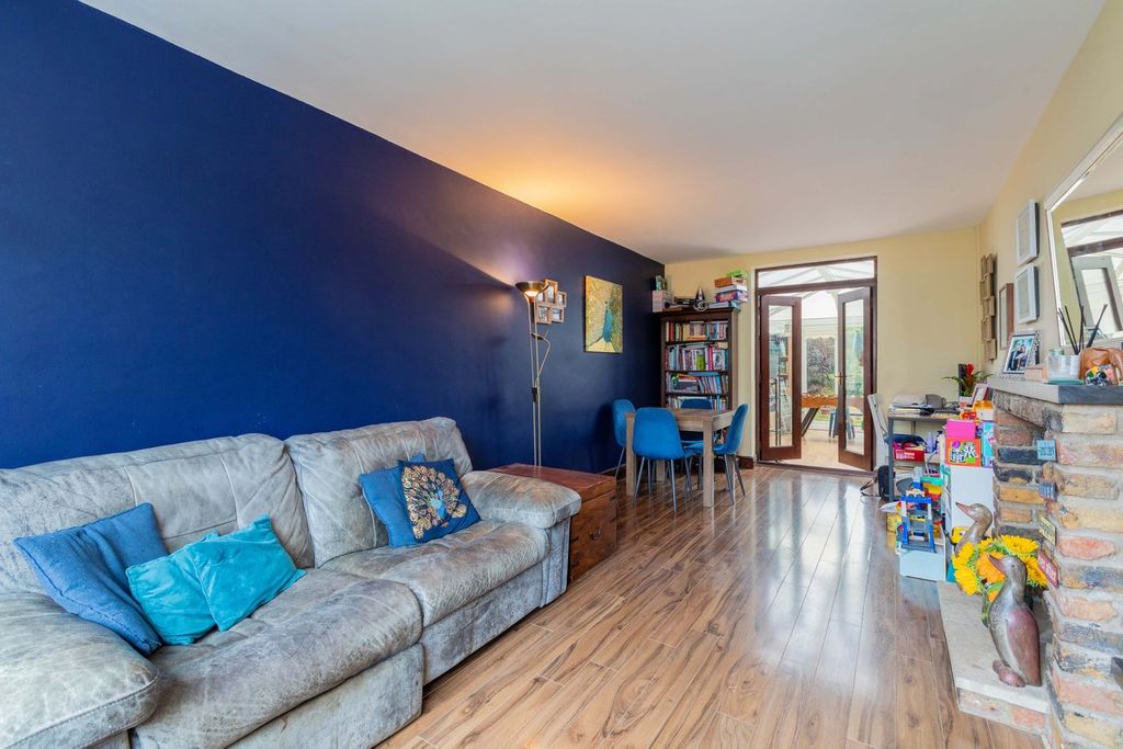 Property photo 3 of 14