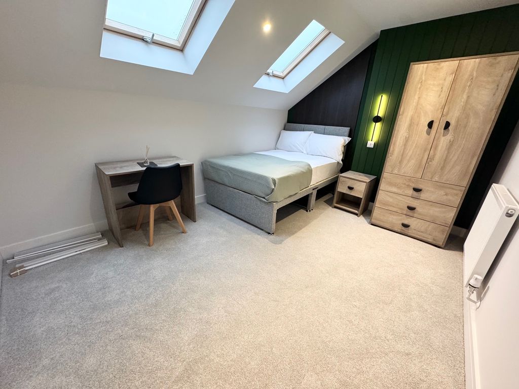 Property photo 1 of 10 Image