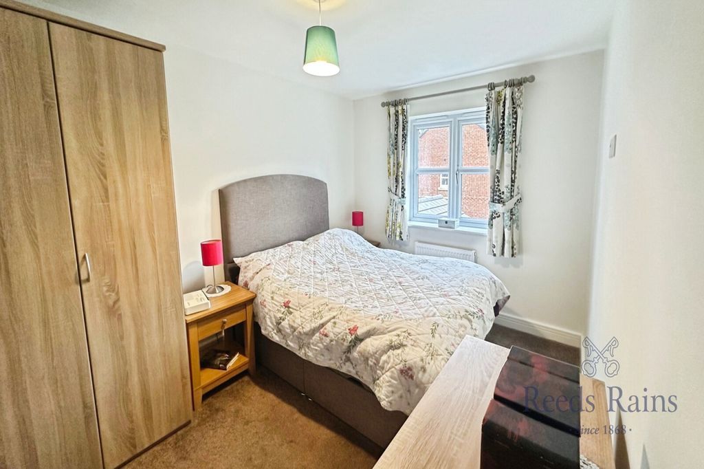 Property photo 3 of 14 Bedroom One