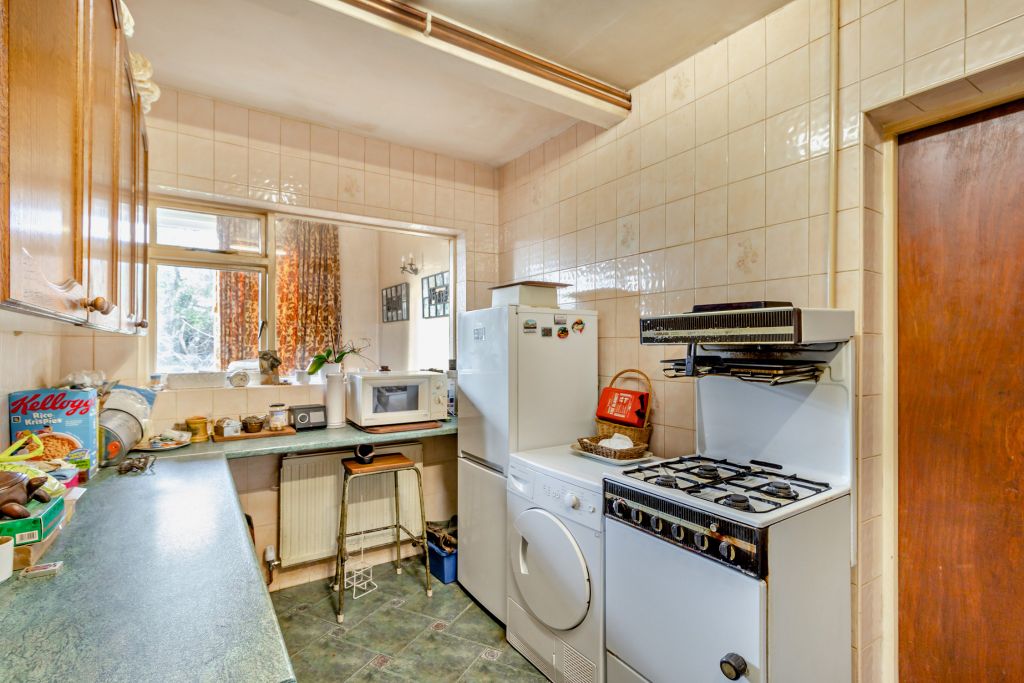 Property photo 3 of 9