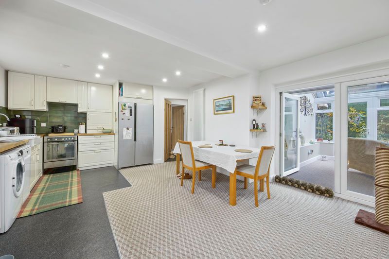 Property photo 1 of 26 Kitchen Diner