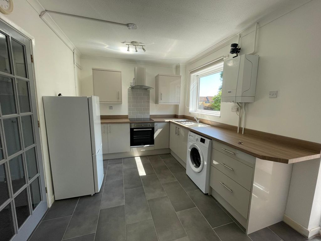 Property photo 2 of 9 Image