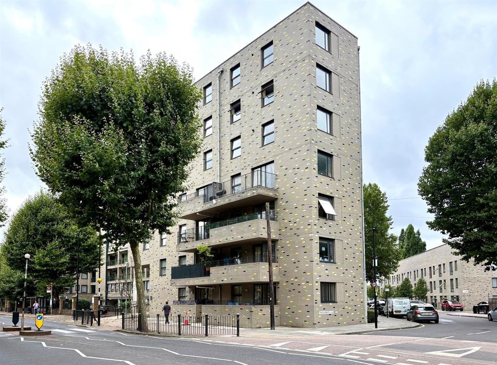 Property photo 2 of 11 6887566459179d9ce6Fd6Fec_52F62c4B790d88B02A0Fe7Eaa