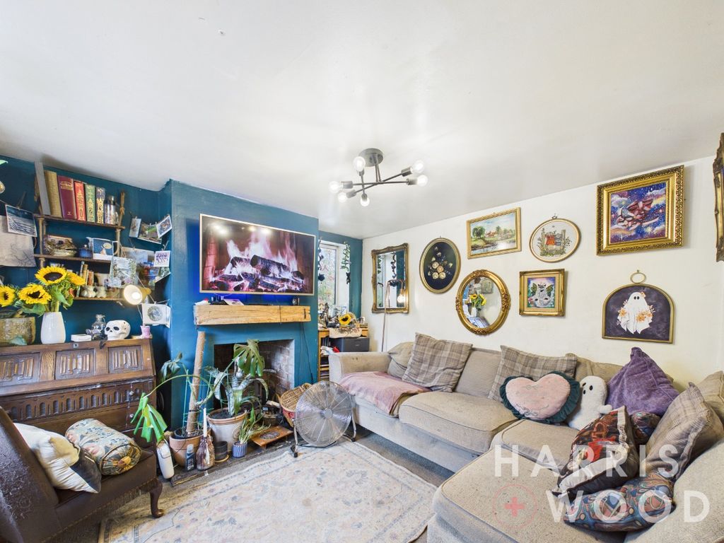 Property photo 2 of 21 5331773
