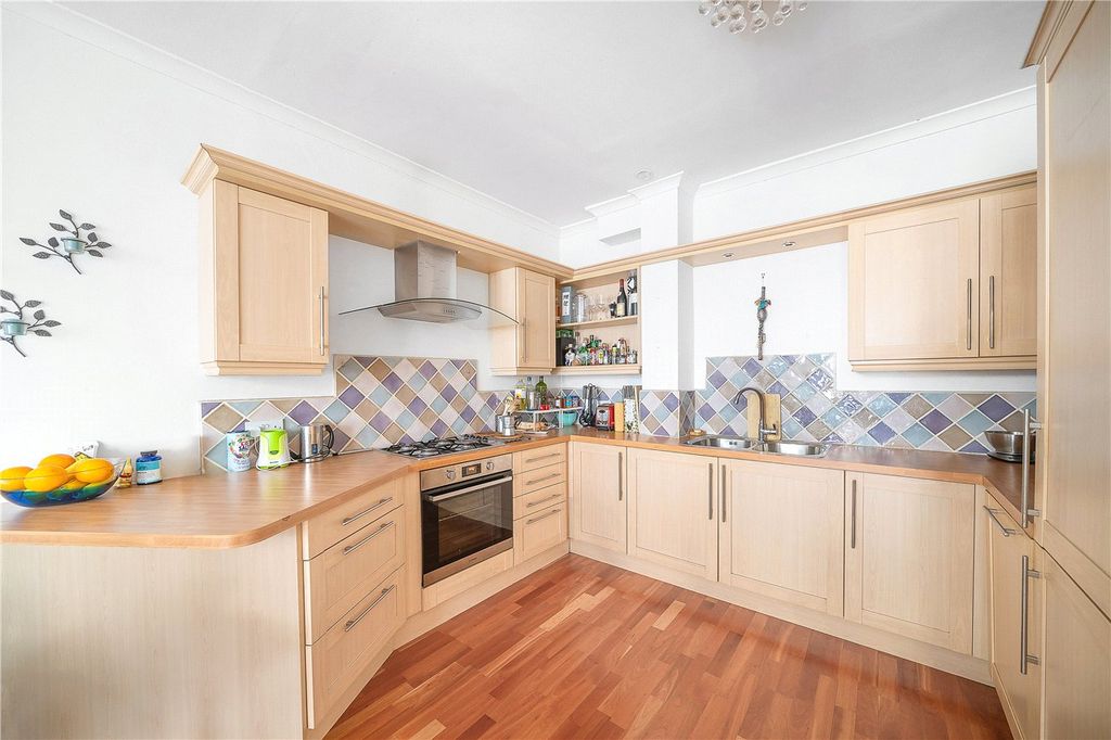 Property photo 3 of 13 Kitchen