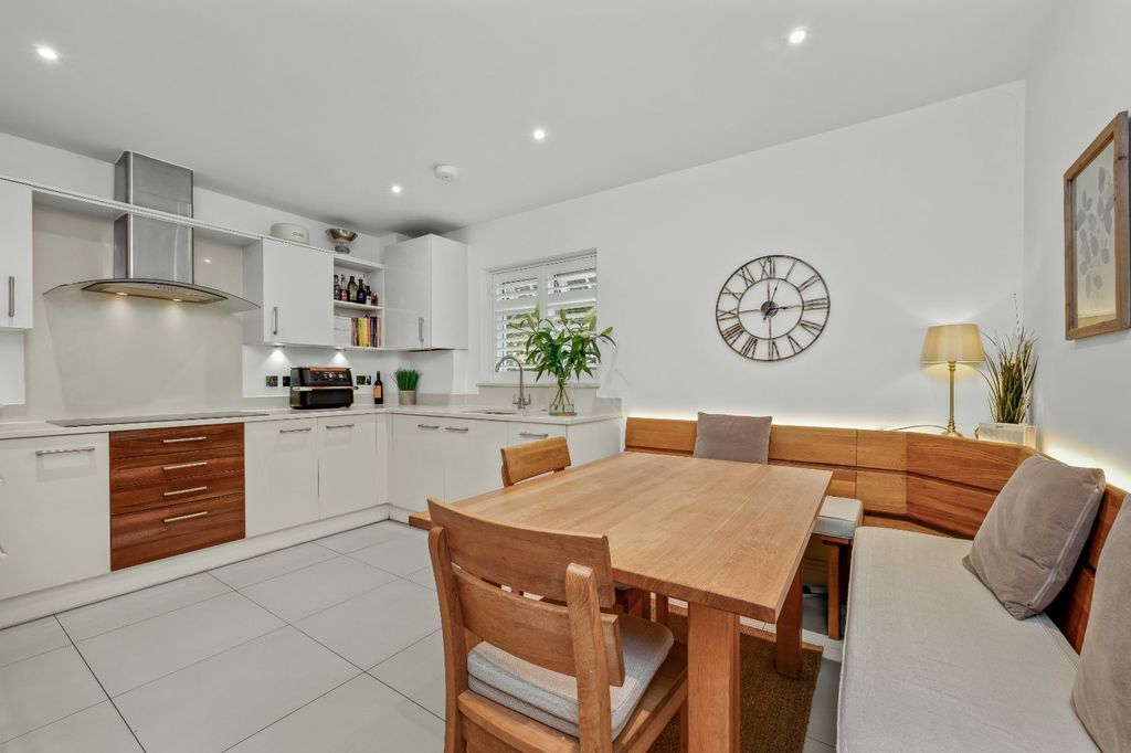Property photo 2 of 13 Kitchen/Dining Room