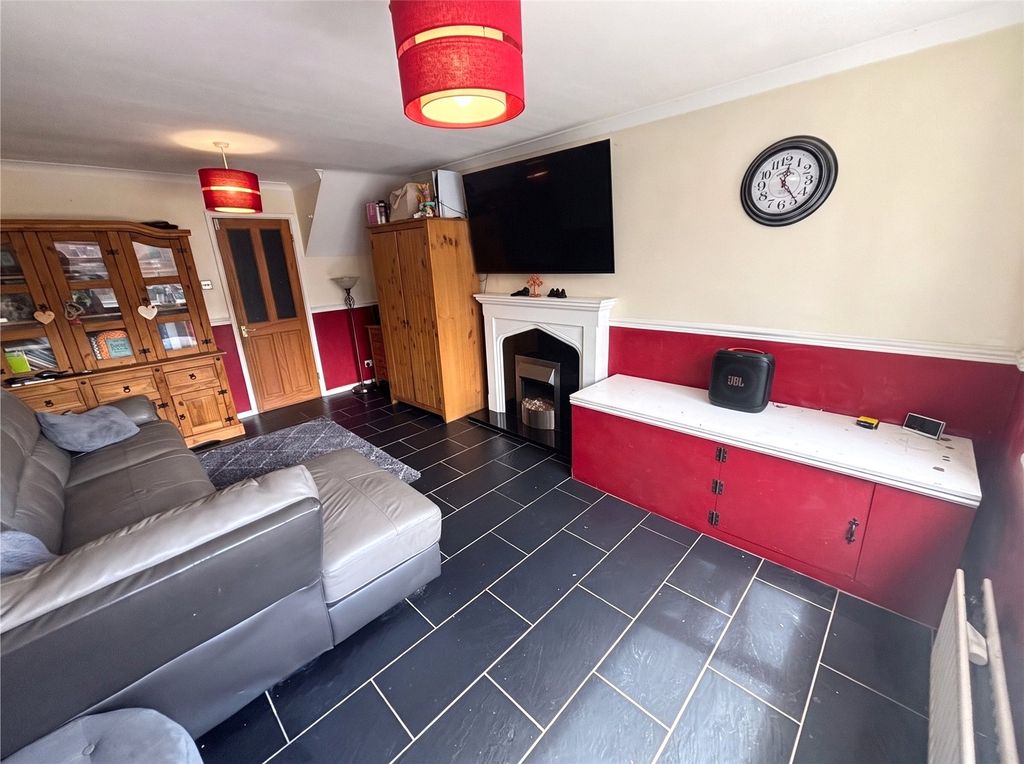 Property photo 3 of 17 Picture No. 30