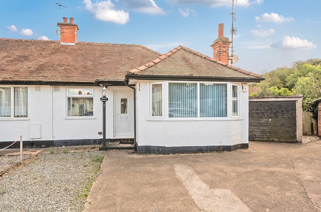 Property photo 1 of 21 1350209-1-68c0209...