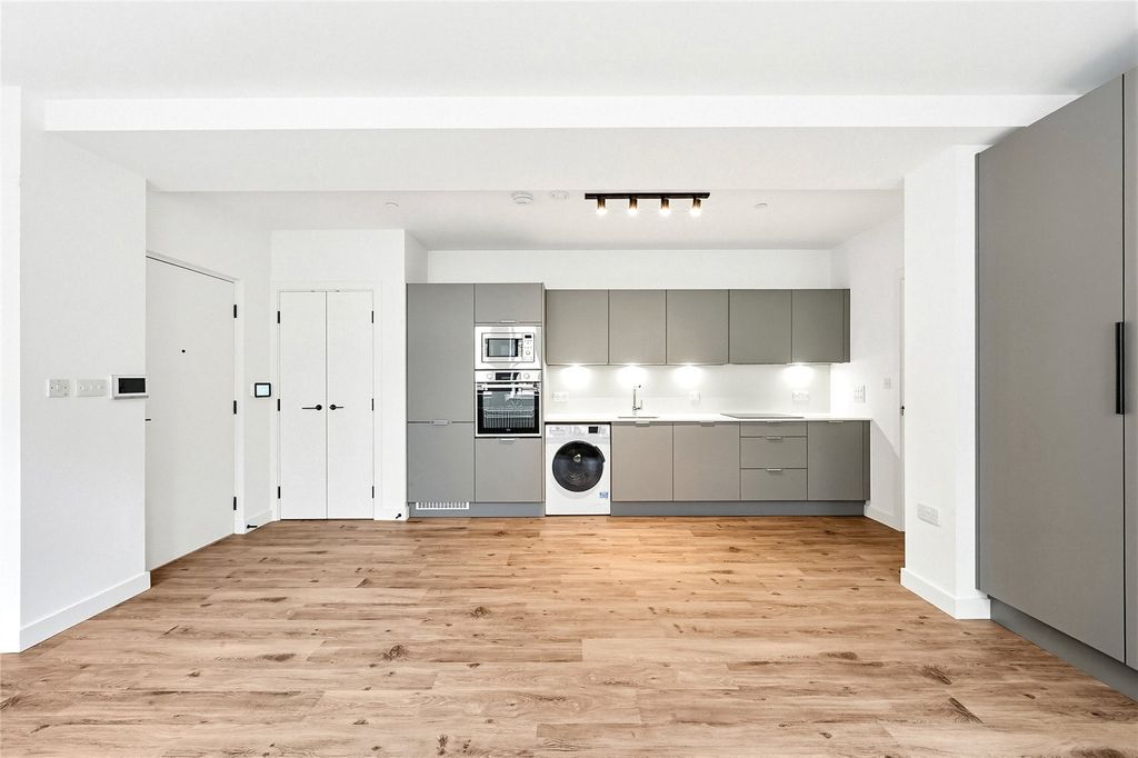 Property photo 2 of 9 Picture No. 09