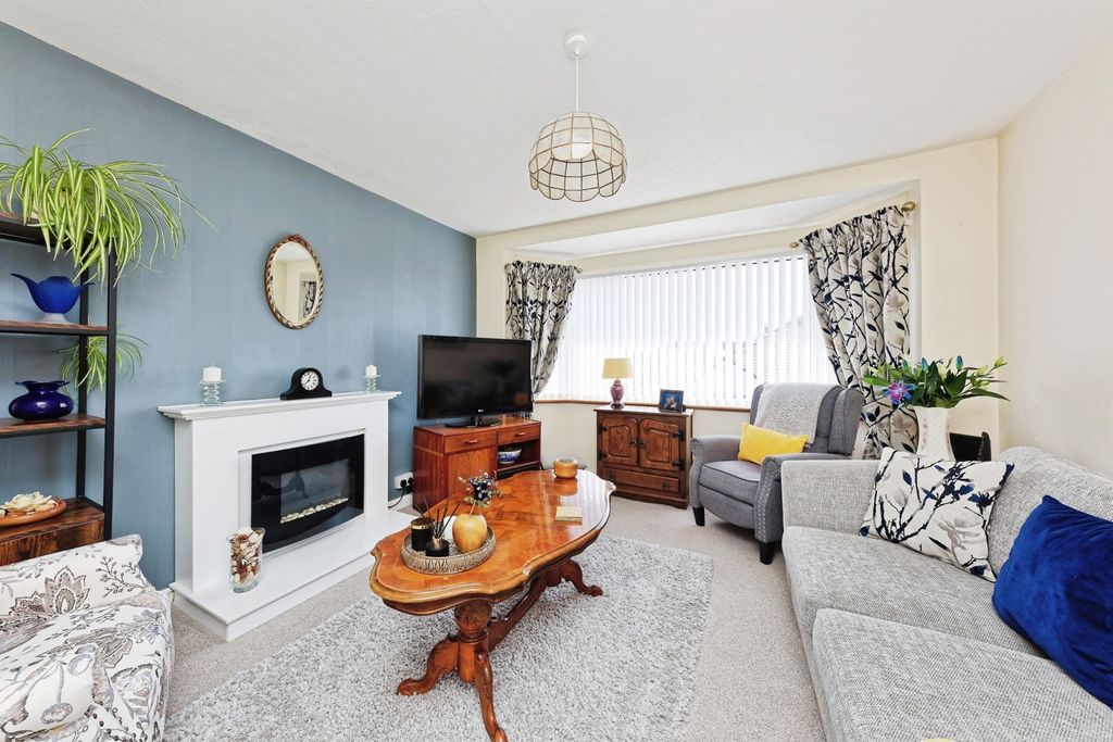 Property photo 3 of 20 Pbox-Img.Jpg
