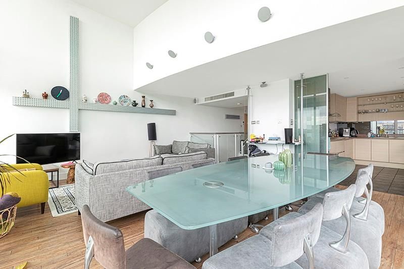 Property photo 3 of 14 Image