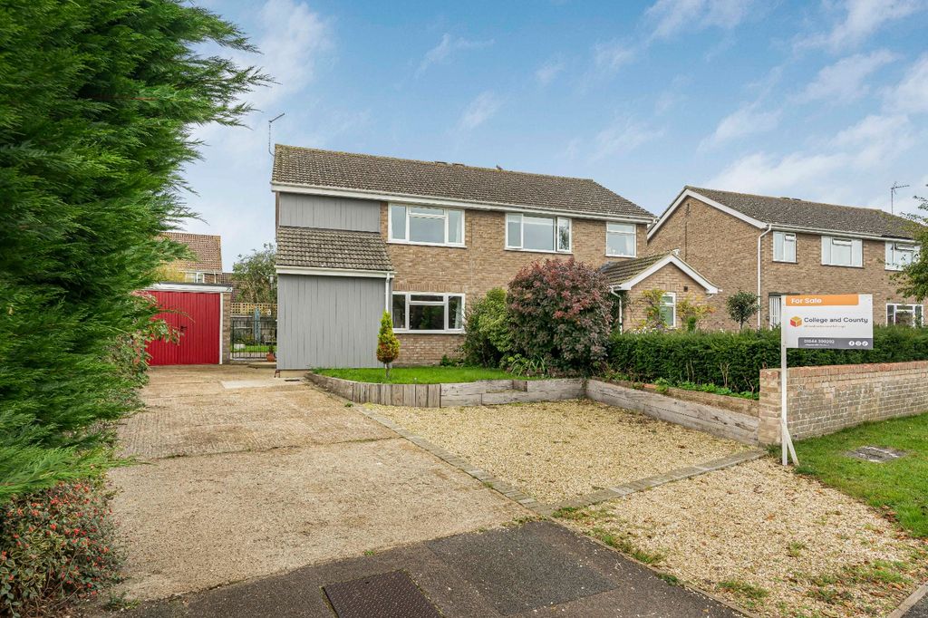 Property photo 1 of 17 Front