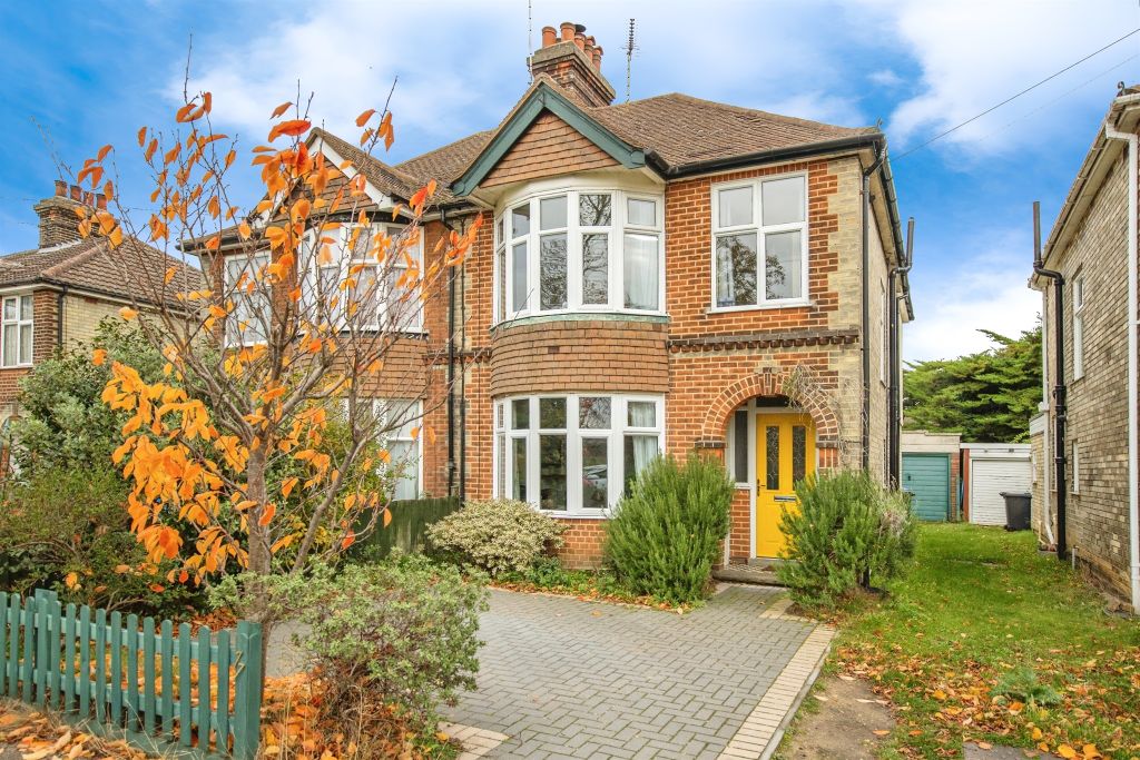 Property photo 1 of 17